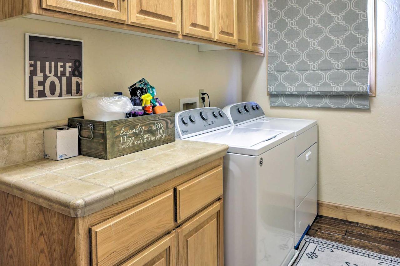 Expansive Cabin With Hot Tub And Walk To Ski Lift! Villa Big Bear Lake Exterior photo
